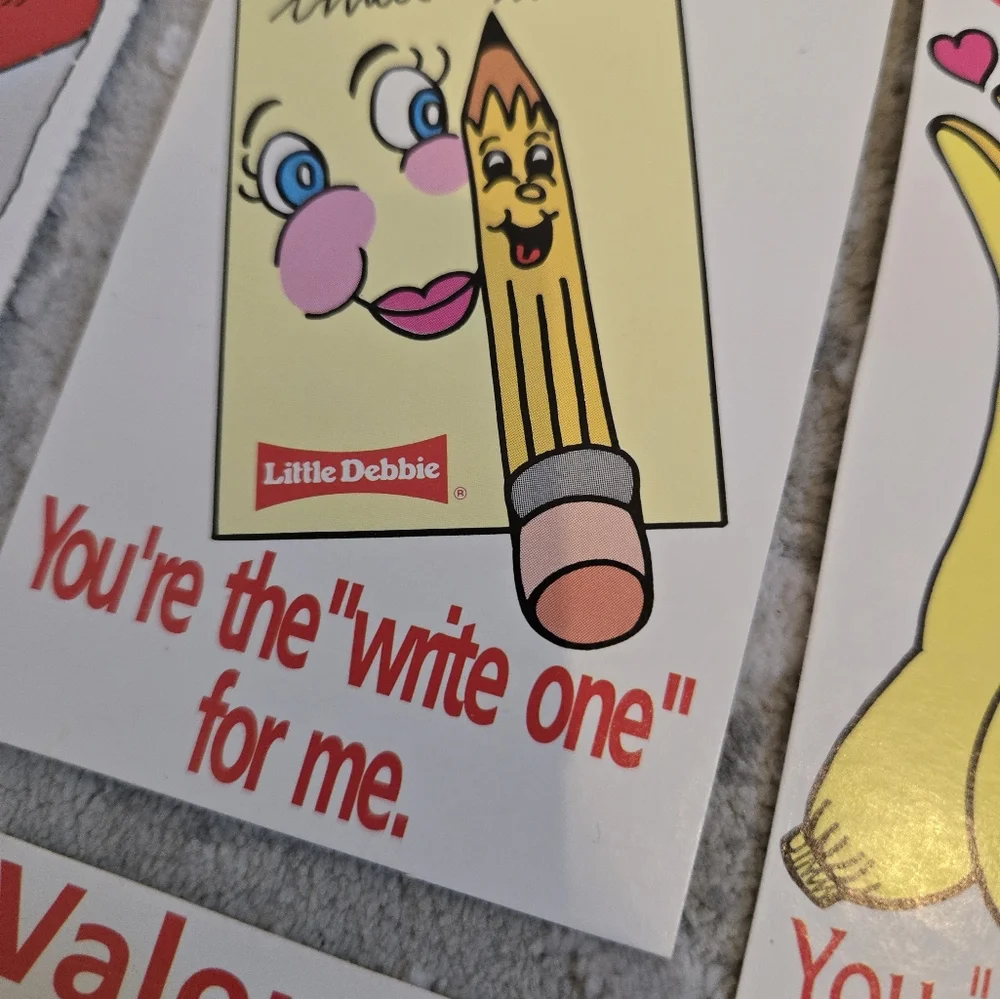 11 Vintage 1980s-1990s Assorted Valentine's Day Cards
